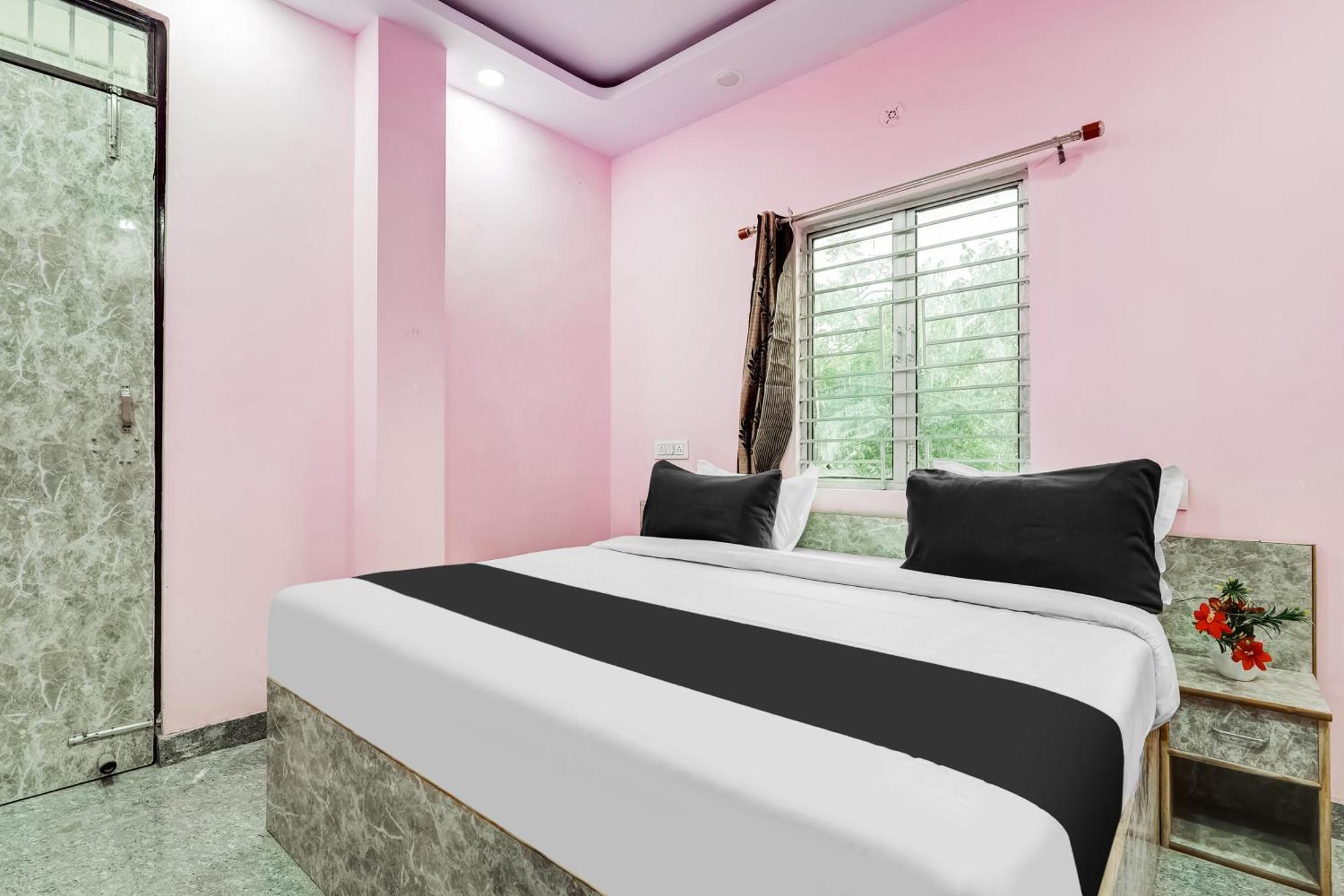 Hotel O Govind Residency Нью-Дели Экстерьер фото