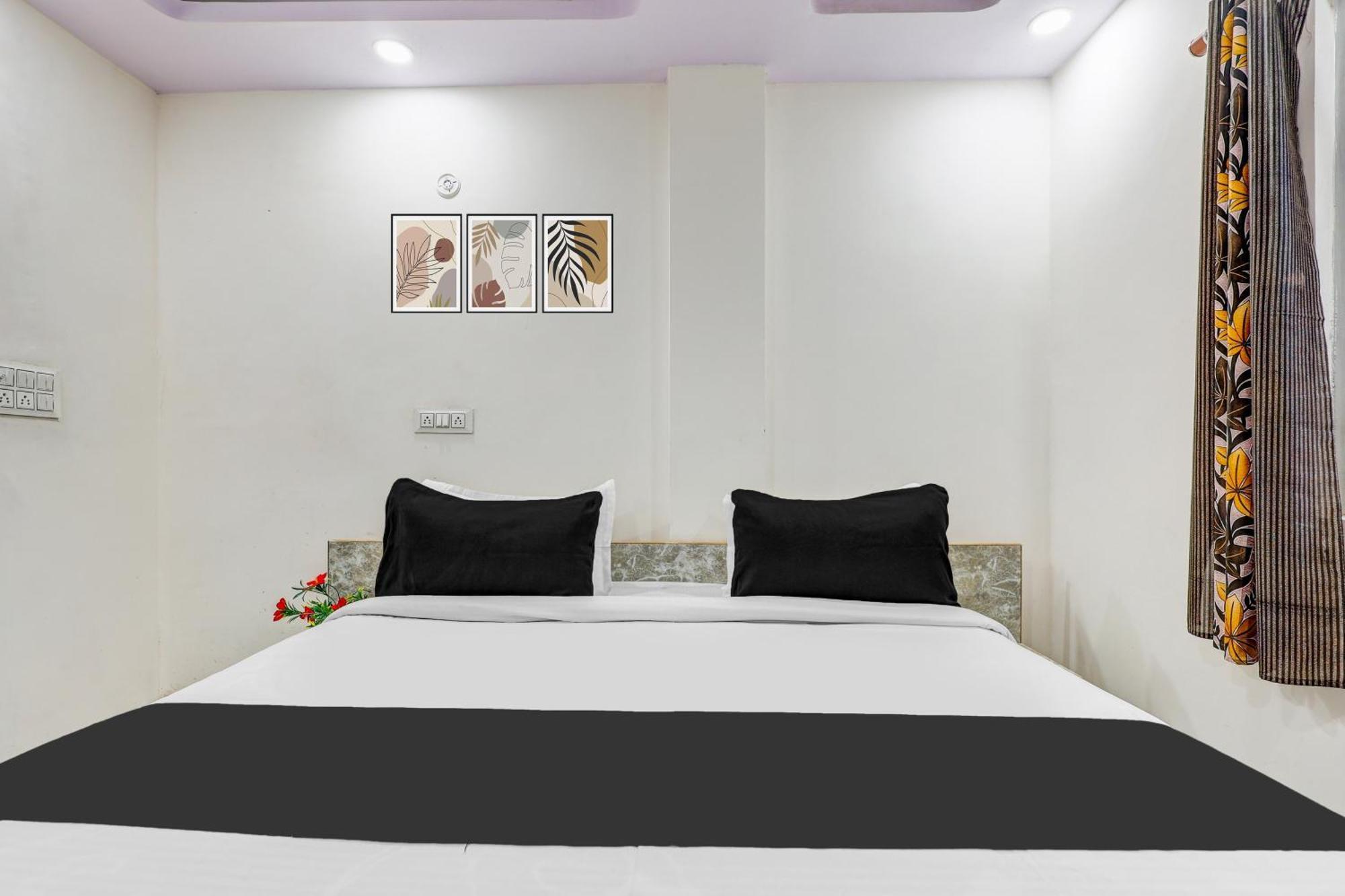 Hotel O Govind Residency Нью-Дели Экстерьер фото